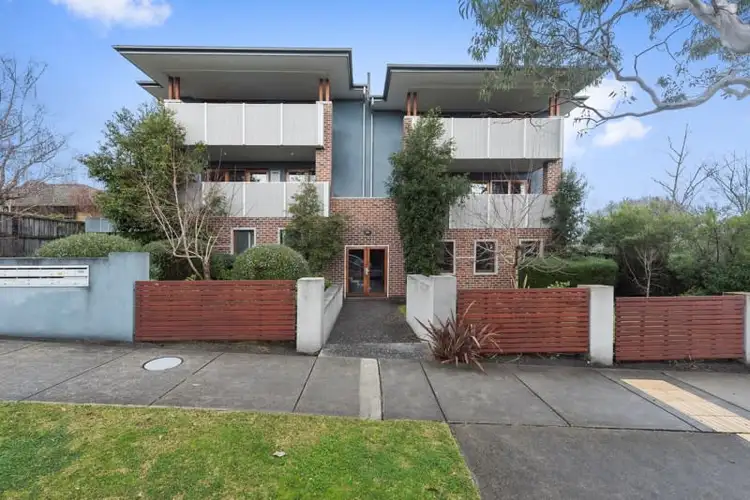 Seventh view of Homely apartment listing, 4/70 HEWISH Road, Croydon VIC 3136