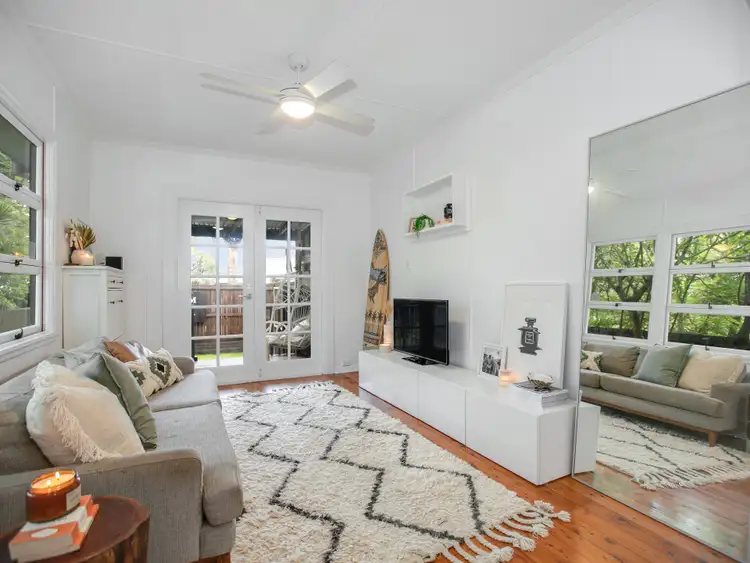 Fifth view of Homely semi-detached listing, 1/92 Palm Beach Avenue, Palm Beach QLD 4221