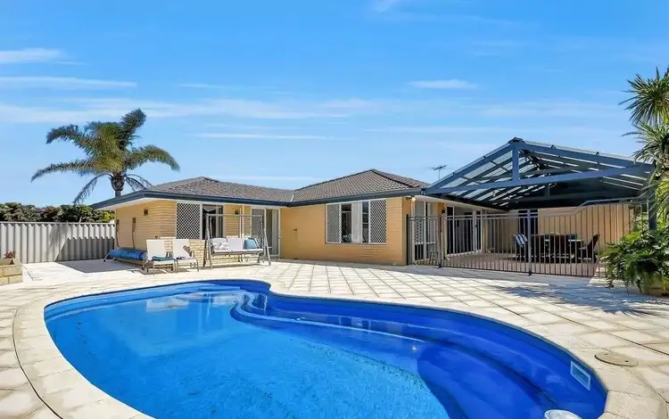 Second view of Homely house listing, 7 Grantala Close, Ocean Reef WA 6027