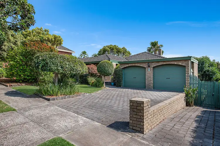 21 Ajax Drive, Wheelers Hill VIC 3150