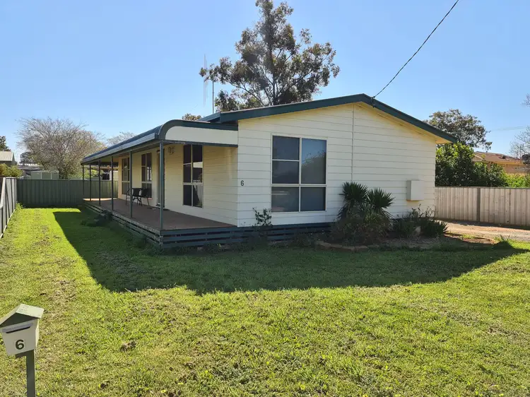 6 Koala Street, Parkes NSW 2870