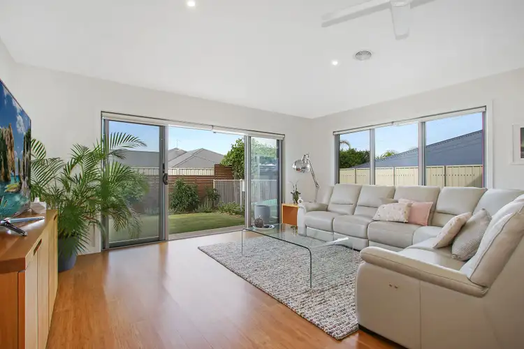 Seventh view of Homely house listing, 5 Gillman Terrace, Wodonga VIC 3690