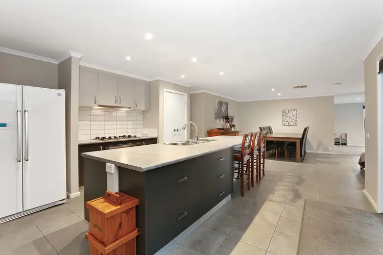 189 Heyers Road, Grovedale VIC 3216