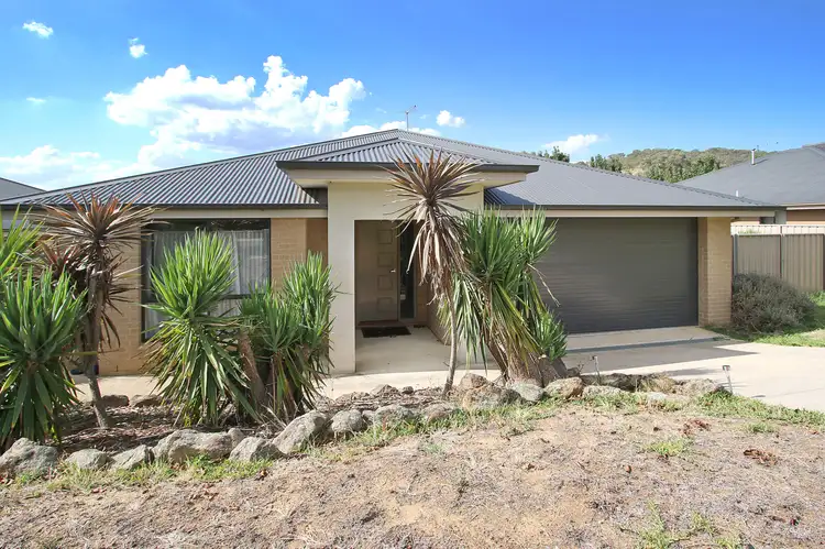 7 Craig Circuit, Leneva VIC 3691