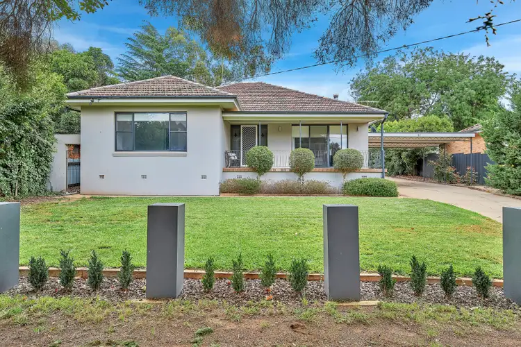 92 Grove Street, Kooringal NSW 2650