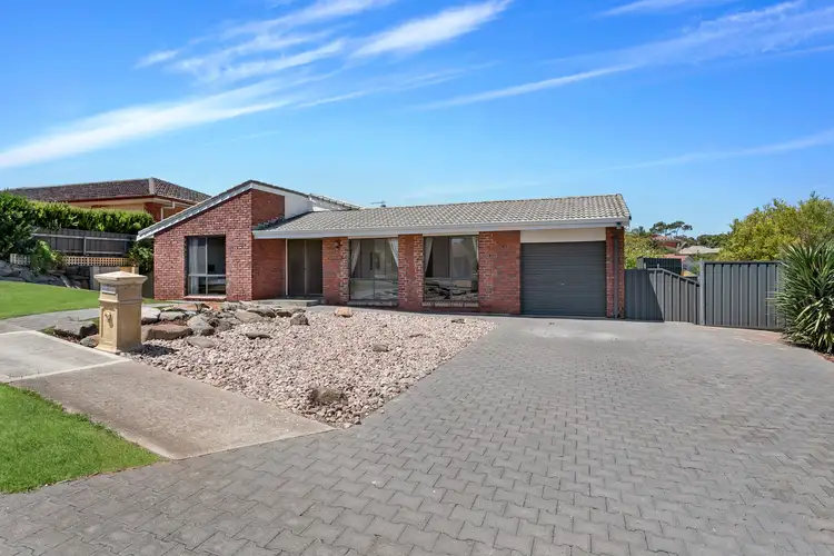 24 Vennachar Drive, Hallett Cove SA 5158