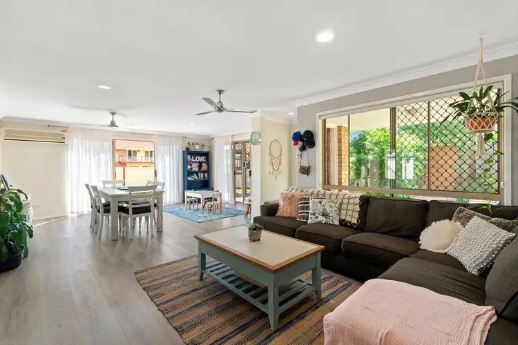 37 Saffron Street, Elanora QLD 4221