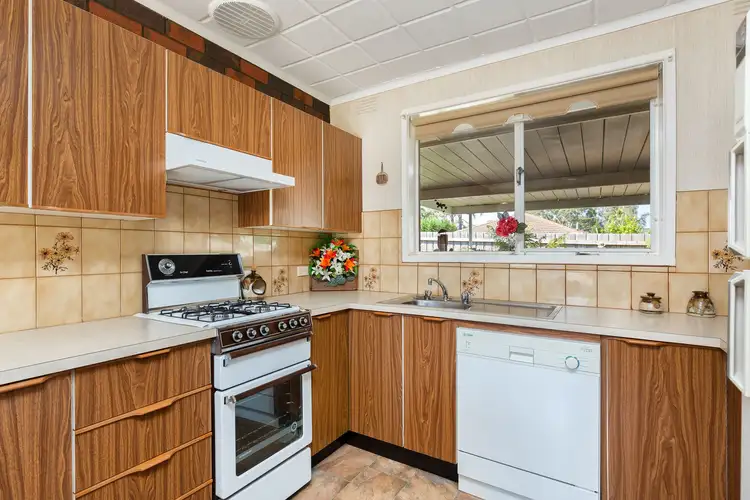 Fifth view of Homely house listing, 6 Pin Oak Court, Narre Warren VIC 3805