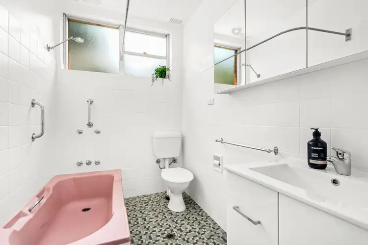 Sixth view of Homely unit listing, 2/19 Payne Street, Mangerton NSW 2500
