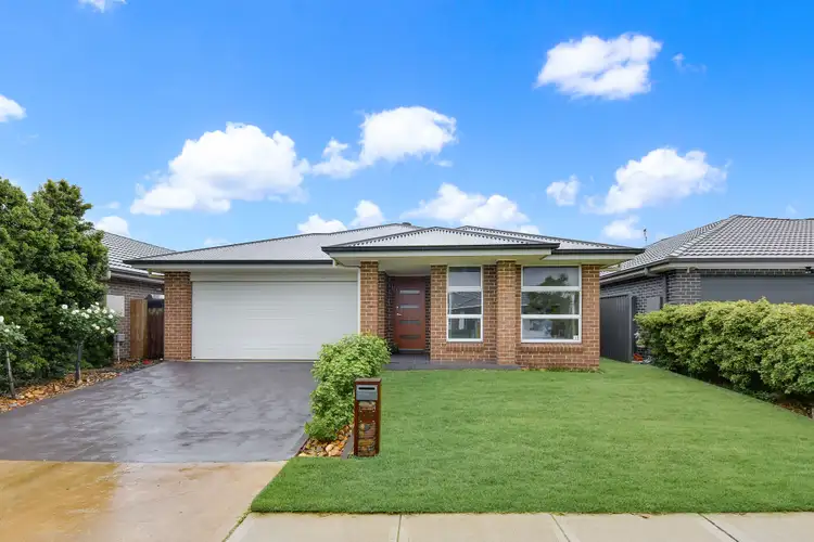 15 Oates Street, Spring Farm NSW 2570