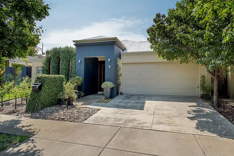 Second view of Homely house listing, 9 Coniston Place, Craigieburn VIC 3064