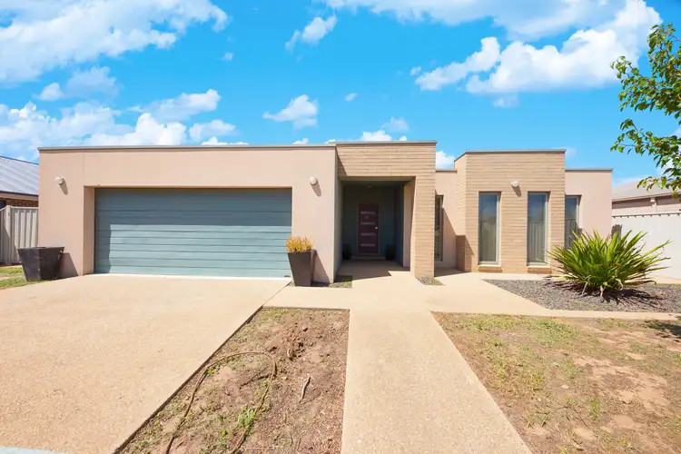 22 La Bamba Drive, Yarrawonga VIC 3730