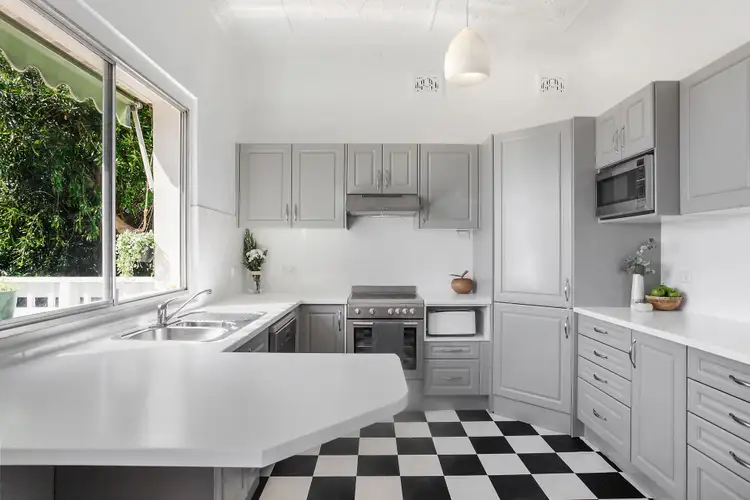 Sixth view of Homely house listing, 31 Knox Street, Clovelly NSW 2031
