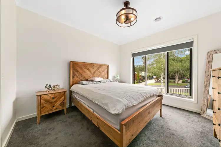 Fifth view of Homely house listing, Unit 1 31 Hopetoun Road, Drouin VIC 3818