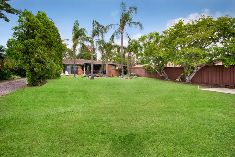 41 Mariner Road, Illawong NSW 2234