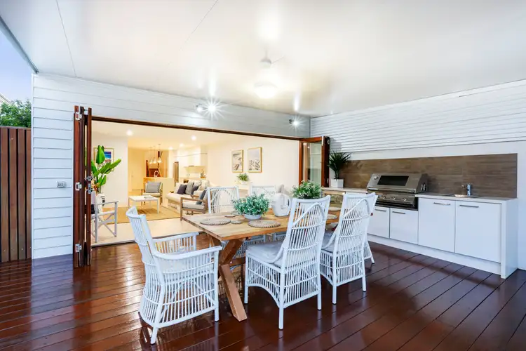 Second view of Homely semi-detached listing, 2/135 Stanhill Drive, Chevron Island QLD 4217