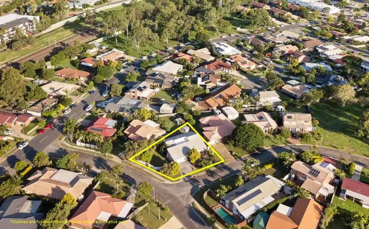 Second view of Homely house listing, 2 Mulkarra Place, Carseldine QLD 4034