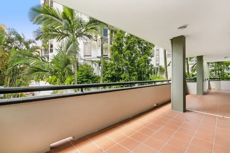 2/31 Glen Road, Toowong QLD 4066