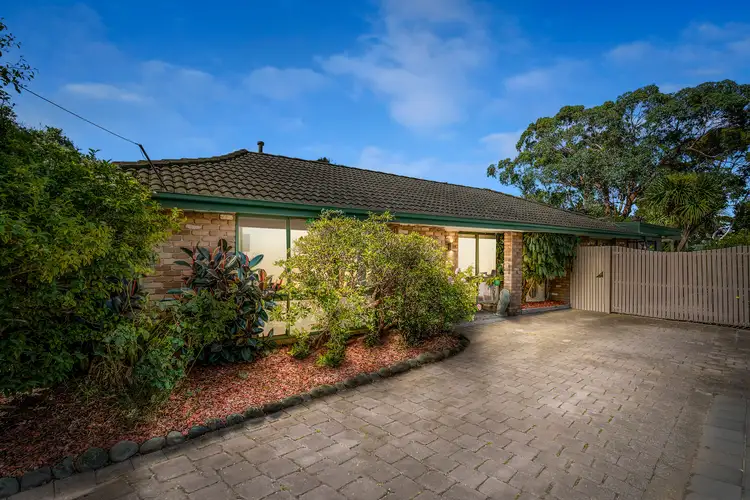 10 Bellevue Crescent, Seaford VIC 3198