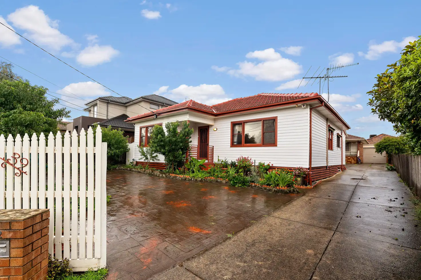 Main view of Homely unit listing, 1/39 Margaret Street, Clayton VIC 3168