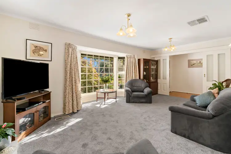 Second view of Homely house listing, 5 Emora Court, Frankston VIC 3199