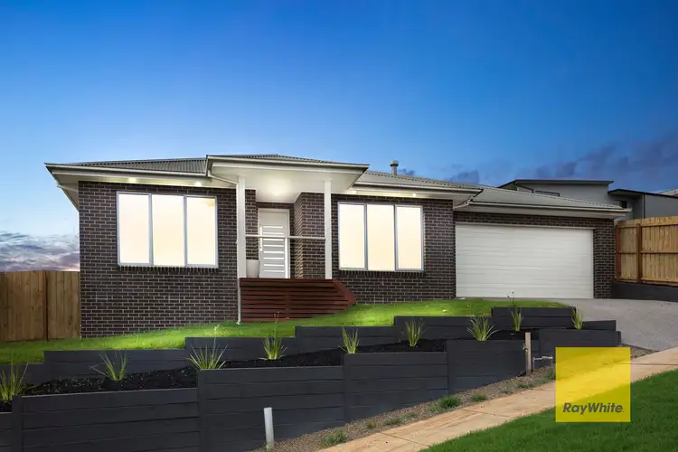 32 Foymount Crescent, Highton VIC 3216