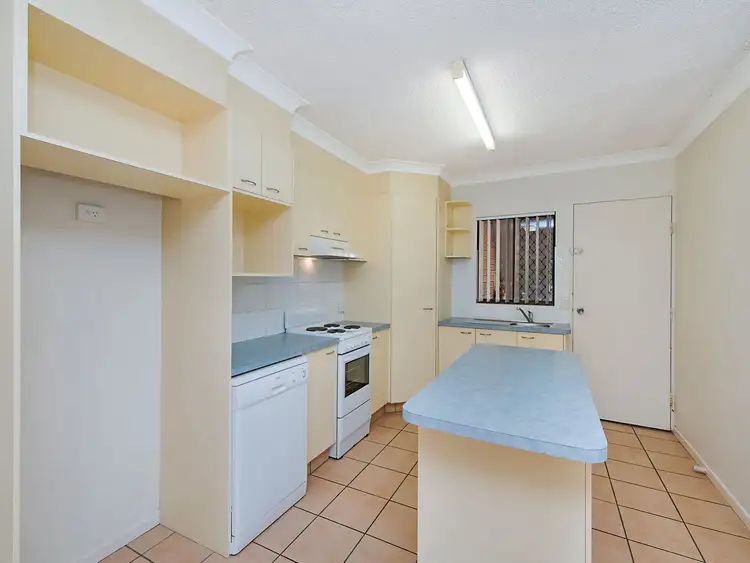 Fifth view of Homely unit listing, 2/12 Tarwarri Crescent, Mooloolaba QLD 4557