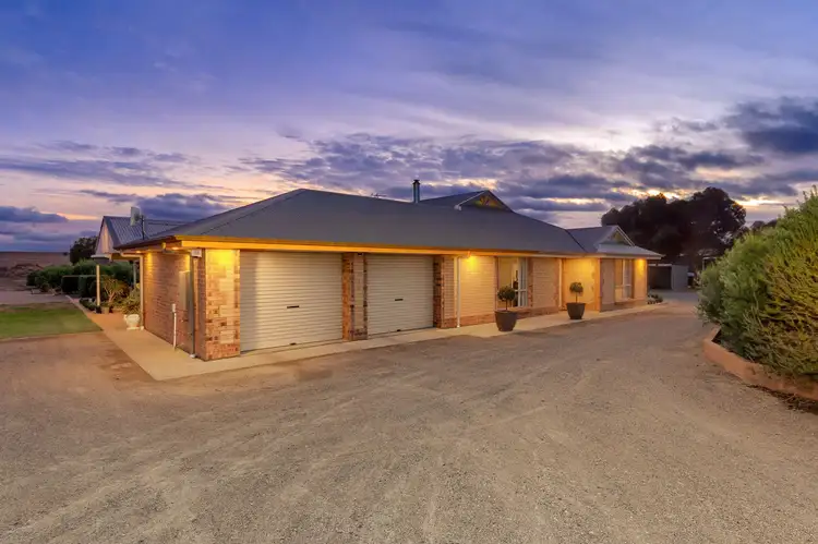 Second view of Homely house listing, 21 Jendarra Court, Murray Bridge SA 5253