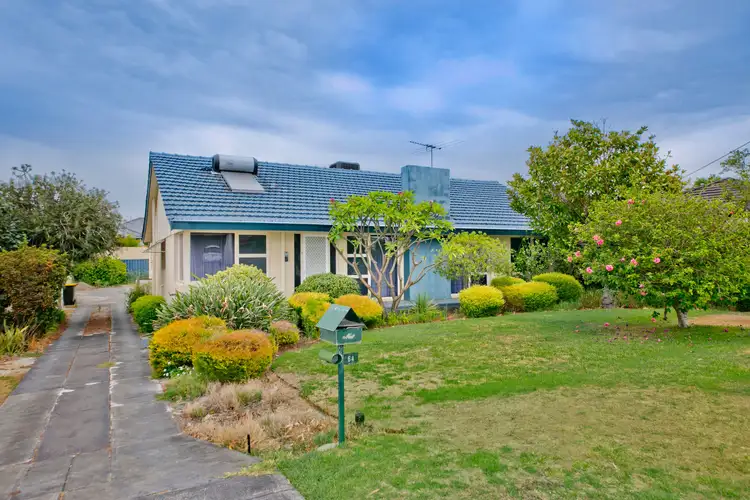 64 Howes Crescent, Dianella WA 6059