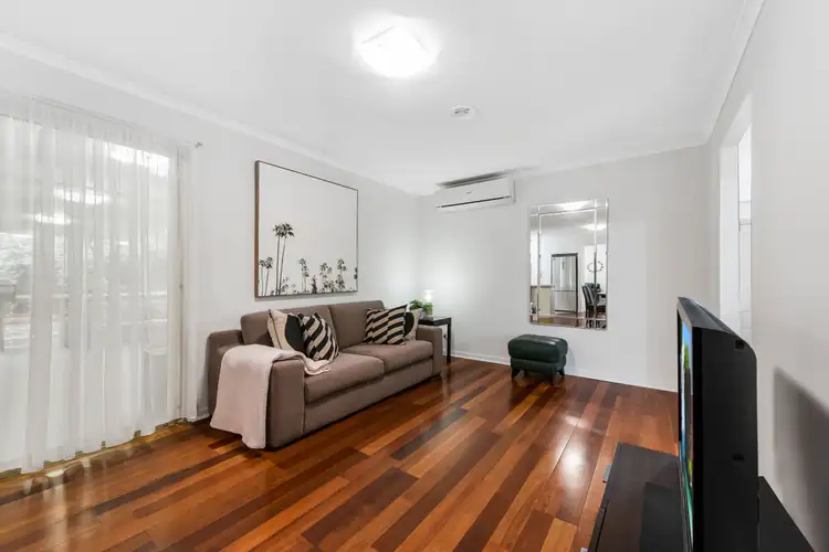 Fifth view of Homely house listing, 8 Green Close, Delahey VIC 3037
