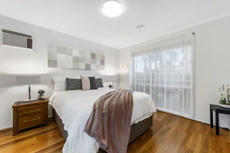 Sixth view of Homely house listing, 8 Green Close, Delahey VIC 3037