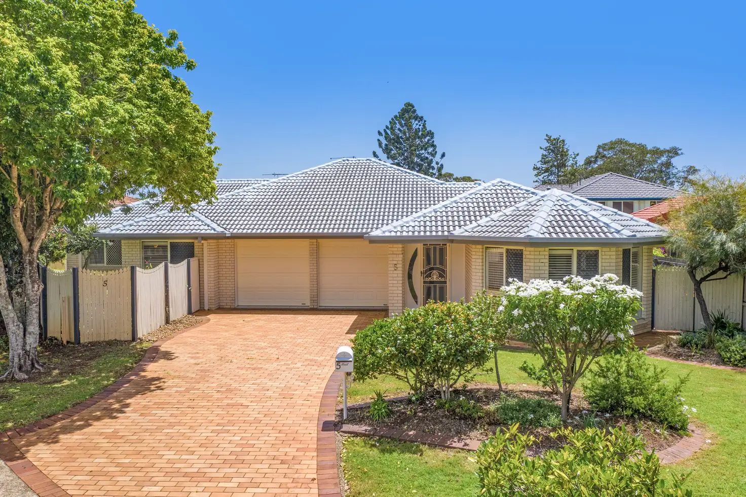 Main view of Homely house listing, 5 John Samuel Place, Ormiston QLD 4160
