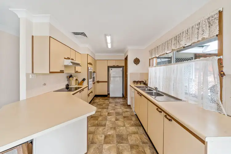 72 Yurunga Drive, North Nowra NSW 2541