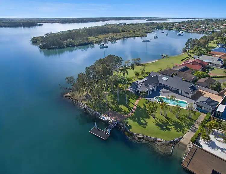 38 Palm Terrace, Yamba NSW 2464