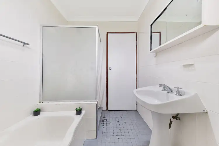 Fifth view of Homely house listing, 8 Lochee Avenue, Minto NSW 2566
