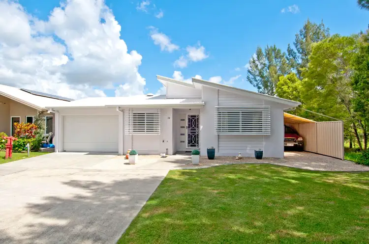 Villa 32 Palm Lakes, Waterford QLD 4133