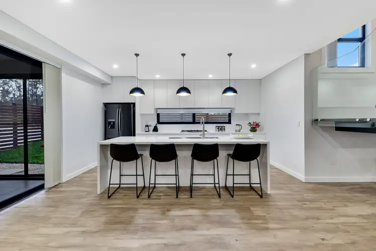 39 Holliday Avenue, Edmondson Park NSW 2174