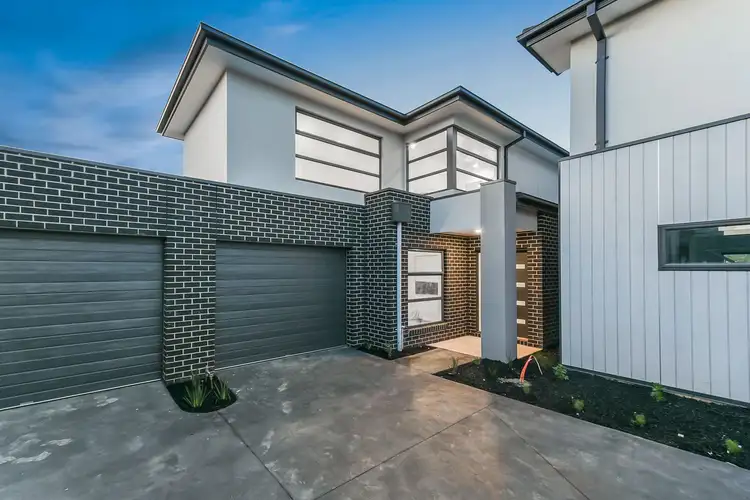 11/13 Baileyana Drive, Endeavour Hills VIC 3802