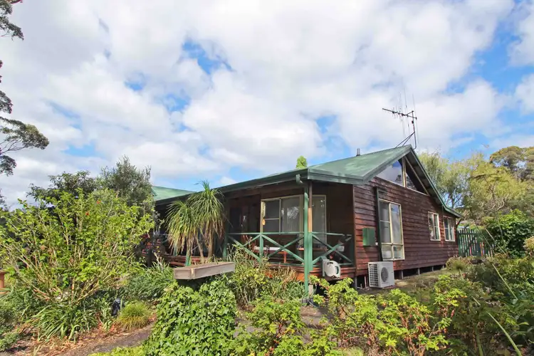 25 Harlequin Street, Denmark WA 6333