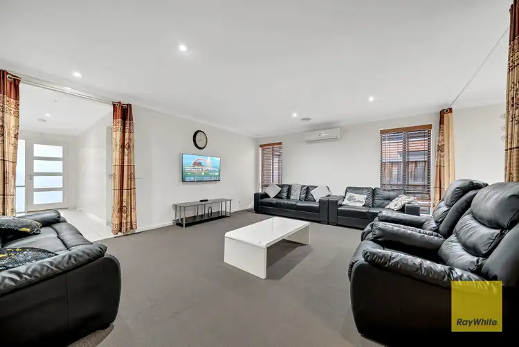 Fifth view of Homely house listing, 6 SINCLAIR Crescent, Tarneit VIC 3029