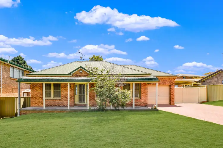 24 Welling Drive, Narellan Vale NSW 2567