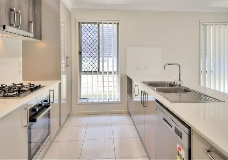 Second view of Homely house listing, 5 Madeira Street, Springfield Lakes QLD 4300