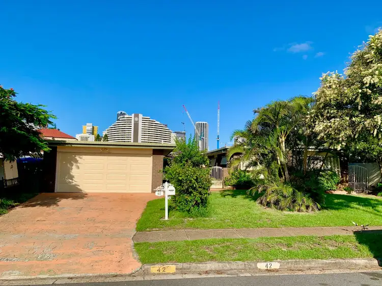 42 Sunshine Boulevard, Broadbeach Waters QLD 4218
