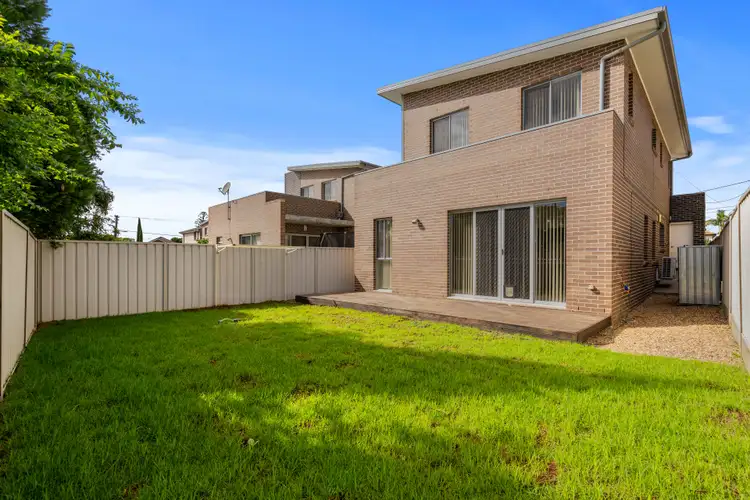 Sixth view of Homely house listing, 2/1 Alexander Street, Smithfield NSW 2164