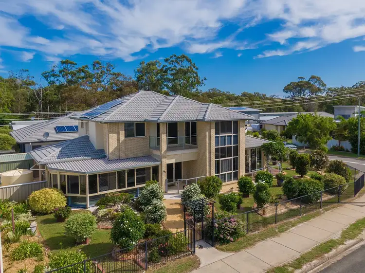45 Sixth Avenue, Woorim QLD 4507