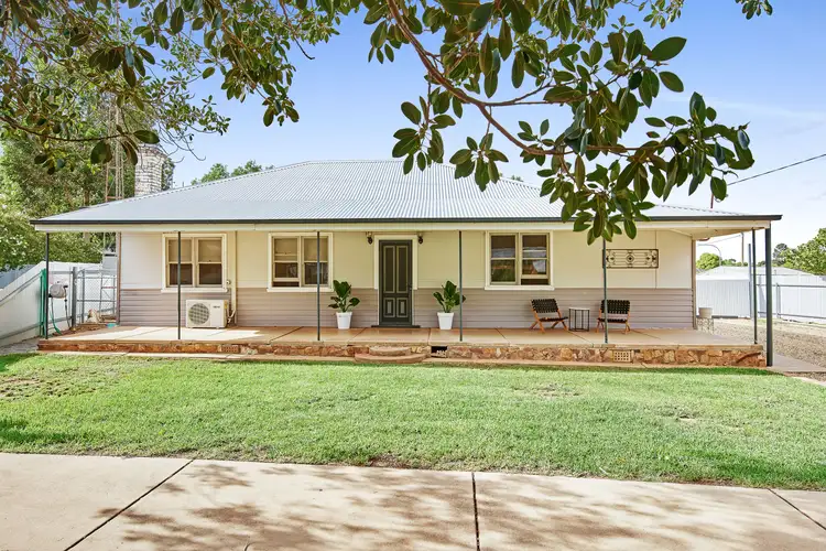 23 Stinson Street, Coolamon NSW 2701
