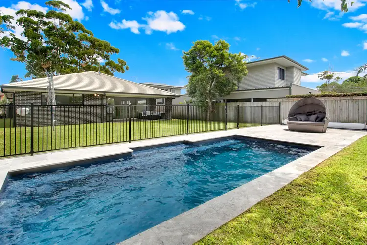27 Oak Street, North Narrabeen NSW 2101