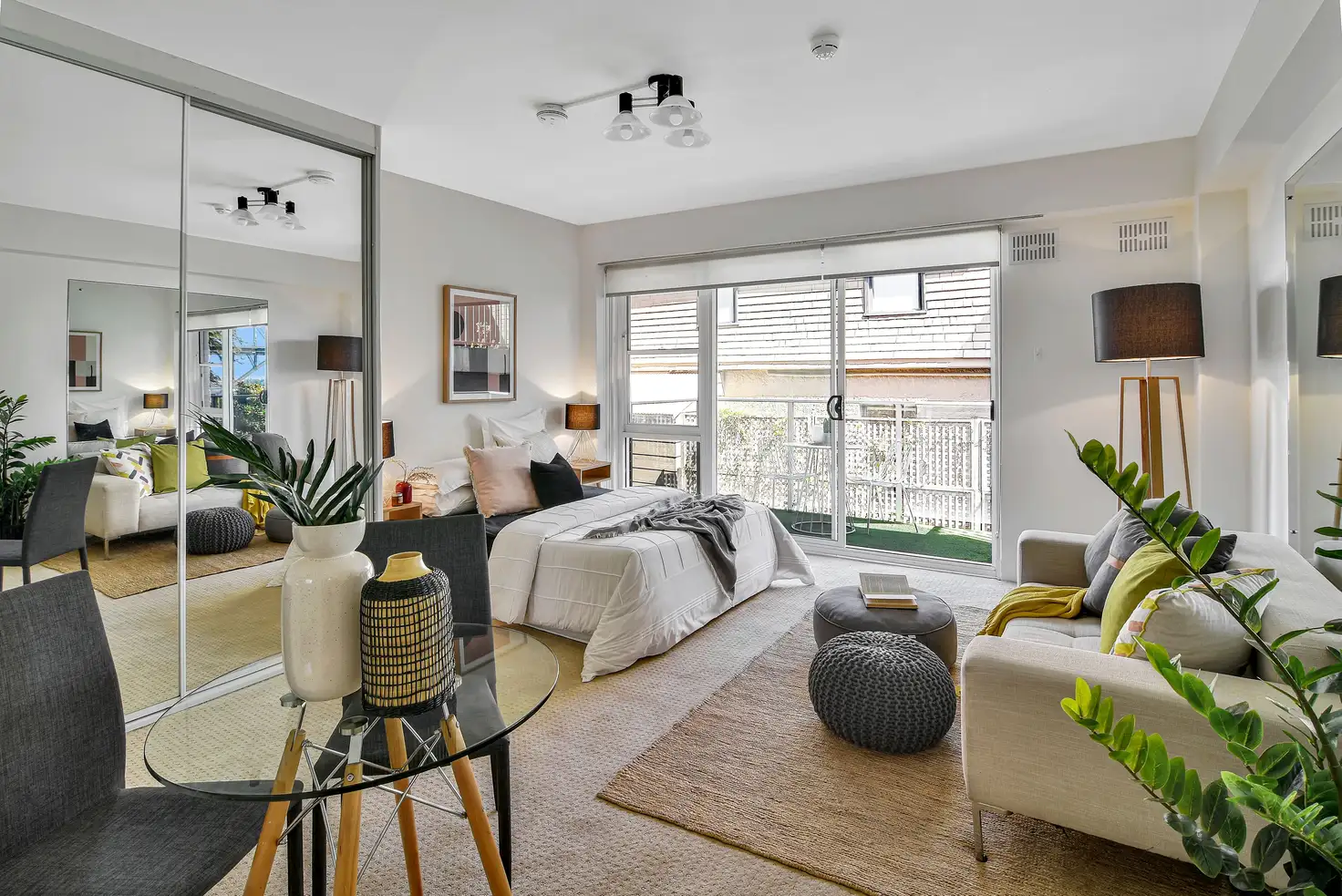 Main view of Homely apartment listing, 14/17 East Crescent Street, Mcmahons Point NSW 2060
