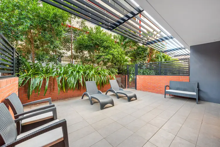 Courtyard/9 Edmondstone Street, South Brisbane QLD 4101