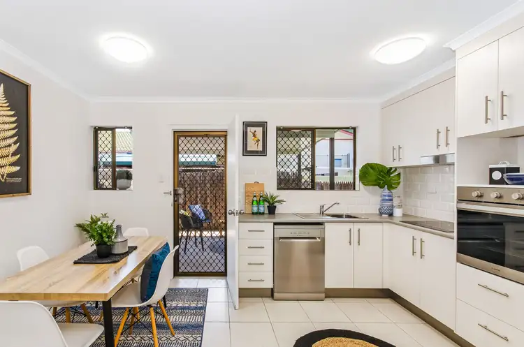 2/46 Mabin Street, Rosslea QLD 4812